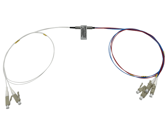 D1&times;2 多模光開關（3V 鎖定型） - 廣西科毅光通信